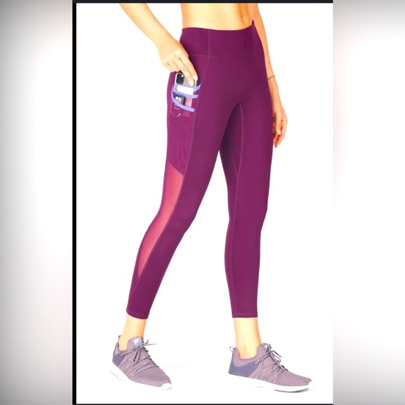 Fabletics Pants - FABLETICS Trinity Motion365® Mid-Rise 7/8 Legging‎ M